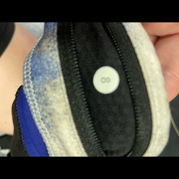 Lululemon Run: Inspire Crop II Black Milky Way Multi Print Pigment Blue Size 12 - Picture 10 of 11